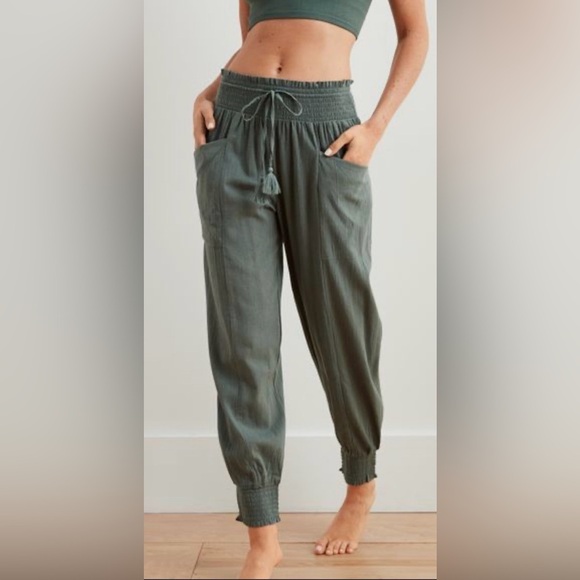 aerie Pants - Aerie Easy Jogger - Olive Green